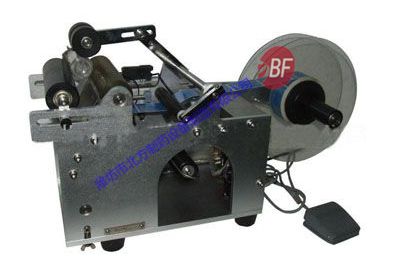 點擊查看詳細信息<br>標(biāo)題：半自動貼標(biāo)機 閱讀次數(shù)：5775